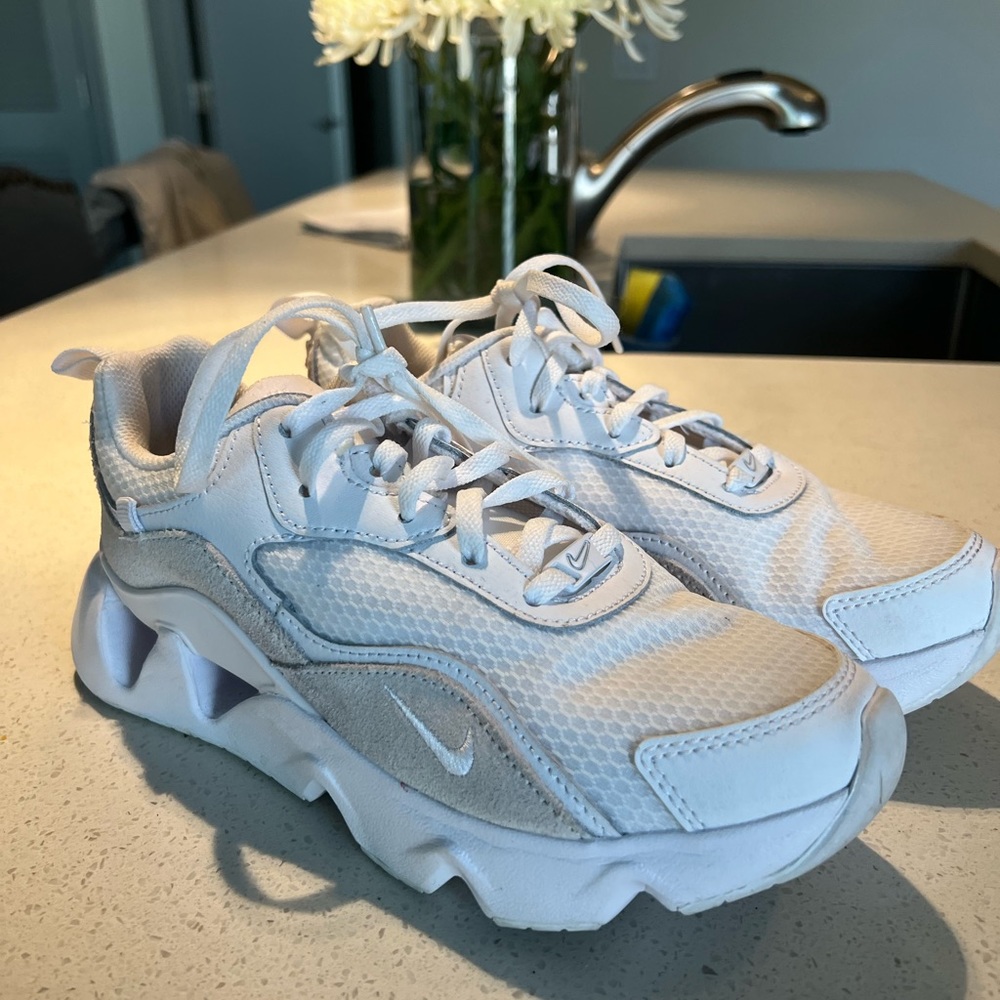 Nike RYZ 365 size 6 - Picture 3 of 3